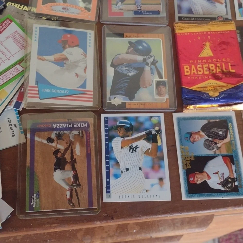 Baseball Trading Card Collection - Picture 4 of 5